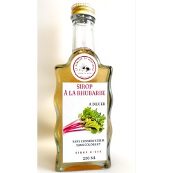 Sirop à la rhubarbe